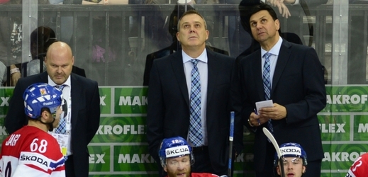Trenér Vladimír Růžička utkání emotivně prožíval.