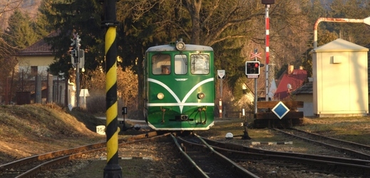 Fanoušek zemřel po srážce s vlakem (ilustrační foto)