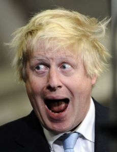 Radost konzervativců z výsledků voleb by se dala shrnout snímkem jejich kandidáta Borise Johnsona.