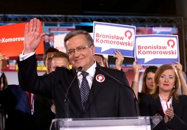 Současný polský prezident Bronislav Komorowski se znovuzvolení v prvním kole voleb nedočkal.