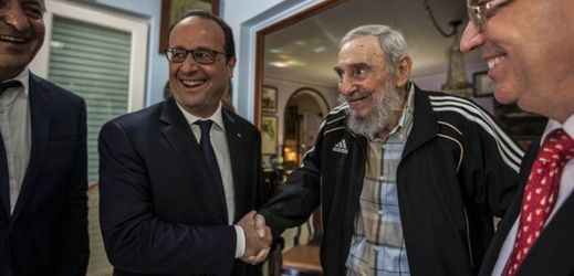 Francouzský prezident Francois Hollande se setkal i s bývalým kubánským vůdcem Fidelem Castrem.