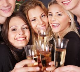 Míra popíjení alkoholu mezi dětmi a mládeží se zvýšila, především u dívek.