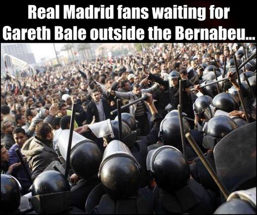 Fanoušci Realu Madrid čekají na Garetha Balea. Naštěstí jde pouze o internetovou montáž.