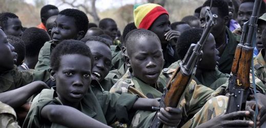 Dětští vojáci v Jižním Súdánu.