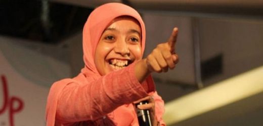 Indonéská komička Sakdiyah Ma'rufová.