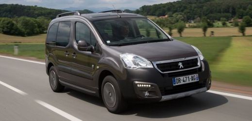 Multifunkční model Peugeot Partner Tepee prošel inovací.