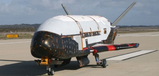 Experimentální nepilotovaný raketoplán X-37B.