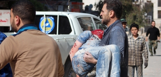 Američané se přiznali, že při náletech v Sýrii pravděpodobně zabili dvě malé děti (ilustrační foto).