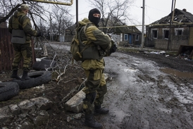 Vojáci během bojů na východní Ukrajině (ilustrační foto).