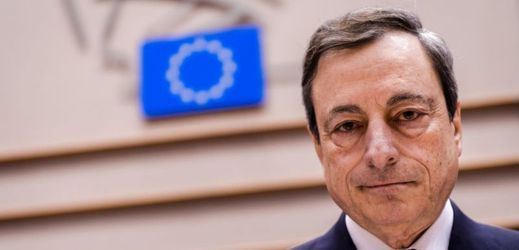 Mario Draghi vyzval mimo jiné k rychlému zpružnění trhů práce.