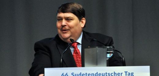 Mluvčí Sudetoněmeckého zemského spolku Bernd Posselt.