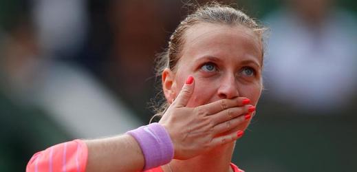Petra Kvitová na French Open často chybuje, přesto postoupila do 3. kola.