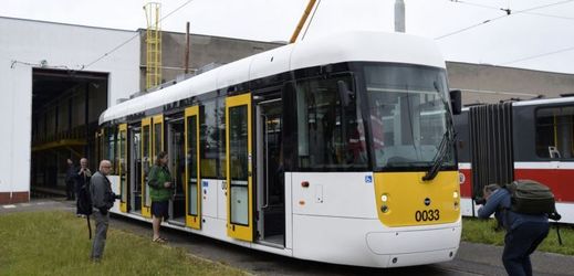Nový typ tramvaje EVO1.