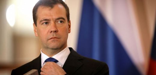 Premiér Medveděv chce vyšší úmrtnost v Rusku do roku 2018 zvrátit.