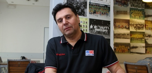 Vladimír Růžička si Jana Šťastného vybral jako asistenta do Chomutova.