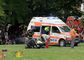 U neštěstí zasahovaly tři hasičské vozy a posádky pěti sanitek. Zdravotníci ošetřili i několik lidí, kteří si v parku v době neštěstí dělali piknik.