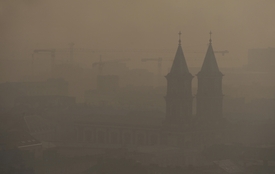 Částice polétavého prachu výrazně zhoršují stav ovzduší (ilustrační foto).