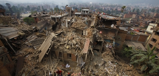 V Nepálu byly zničeny tisíce domů.