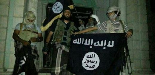 Zabití Vahajšího prý bylo největším útokem na al-Kajdu od smrti bin Ládina.