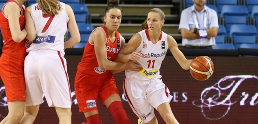 Kateřina Elhotová v utkání s Běloruskem.