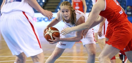 Alena Hanušová vystřelila českým basketbalistkám výhru nad Běloruskem.