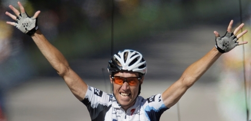 Bývalý čtyřnásobný dánský šampion v cyklistice Nicki Sörensen, vítěz etap na Tour de France a Vueltě, se přiznal, že v počátcích kariéry dopoval. 