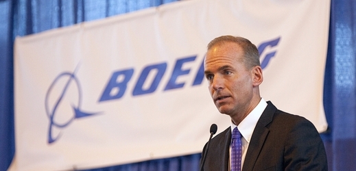 Novým šéfem amerického výrobce letadel Boeing je Dennis Muilenburg.