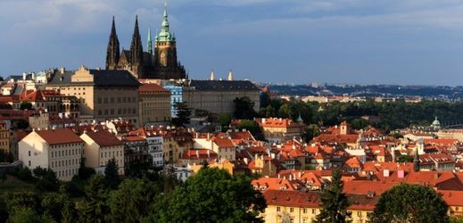 Nejnavštěvovanějším místem Česka se stal opět Pražský hrad, na druhém místě skončila zoo Praha. 