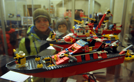 Favoritem mezi odměnami za vysvědčení je stavebnice Lego.