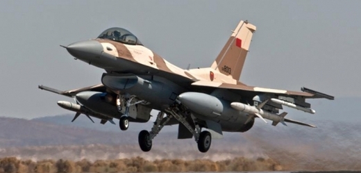 Saúdské letouny startují k házení dalších bomb na Jemen.
