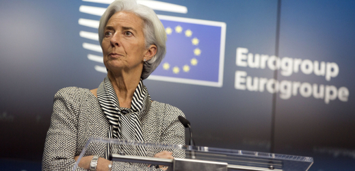 Podle šéfky MMF Christine Lagardeové chtějí Řekové hlasovat o návrzích, které už nejsou na stole.