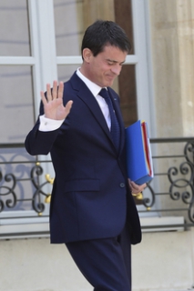 Podle francouzského premiéra Vallse (na snímku) je referendum volba řecké vlády a nelze ji kritizovat.
