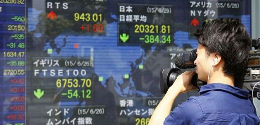 Japonské akciové burzy prožívají propad hodnoty, převážně kvůli řecké krizi.