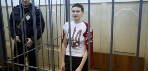 Savčenková nyní čelí obvinění z vraždy dvou ruských novinářů.
