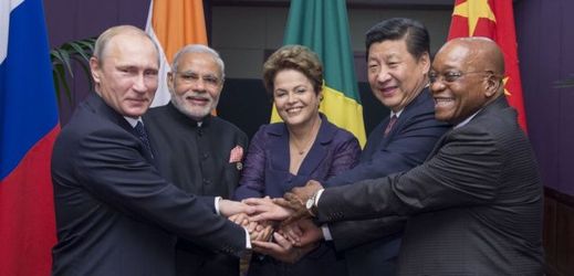 Loňské setkání skupiny BRICS v Brisbane.