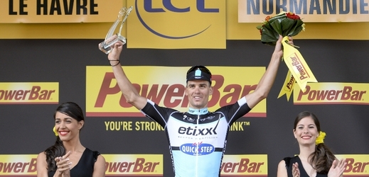 Zdeněk Štybar oslavuje prvenství v šesté etapě Tour de France.