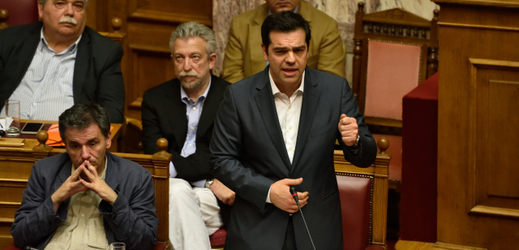 Premiér Tsipras podle slov své matky kvůli starostem se situací Řecka nejí a nespí.