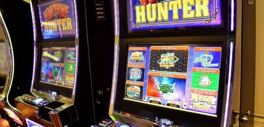 Většina lidí si slovo hazard spojí s hracími automaty.