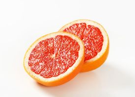 Žádná potravina nemůže spalovat tuky uložené v našem těle, ani grapefruit (ilustrační foto).