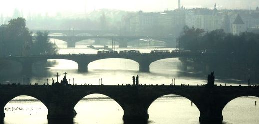 Smogová situace kvůli ozonu nyní platí až do odvolání například v Praze.