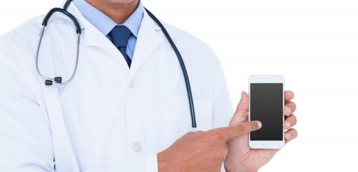 Mobilní aplikace poskytne uživatelům informace o zdravotní péči v Evropě (ilustrační foto).