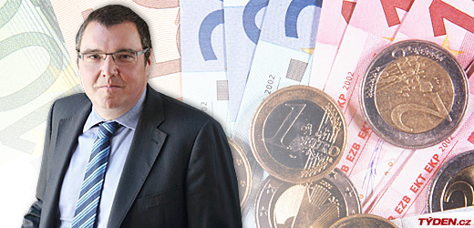 Centrální banka pod vedením guvernéra Miroslava Singera utratila v boji za slabou korunu už 214 miliard korun (ilustrační foto).
