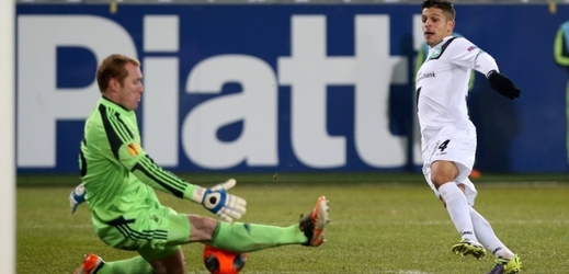 Tři měsíce po vyhazovu dostal německý fotbalový brankář Gerhard Tremmel další šanci ve Swansea.