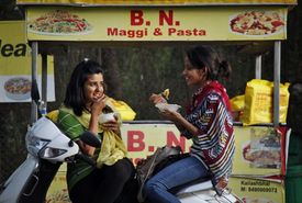 Nudle představují pro indickou společnost jednu ze základních potravin (ilustrační foto).