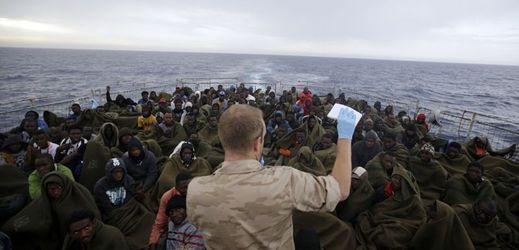Uprchlíci na lodi (ilustrační foto).