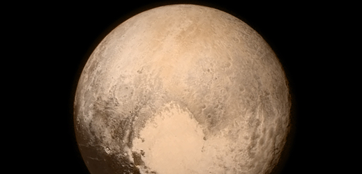 Pluto na snímku ze sondy New Horizons. Tohle není vítězná česká astrofotografie.