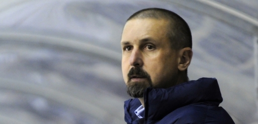 Novým trenér slovenské hokejové reprezentace se podle očekávání stal Zdeno Cíger, který tak na střídačce nahradí Vladimíra Vůjtka staršího. 