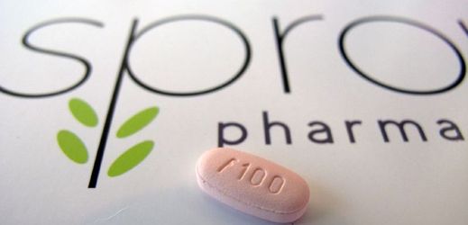 Pilulka nově schváleného léku Addyi pro zlepšení sexuálního apetitu žen.