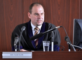 Předseda trestního senátu Tomáš Durdík.