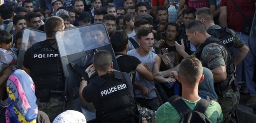 Chaos s uprchlíky v Makedonii (ilustrační foto).